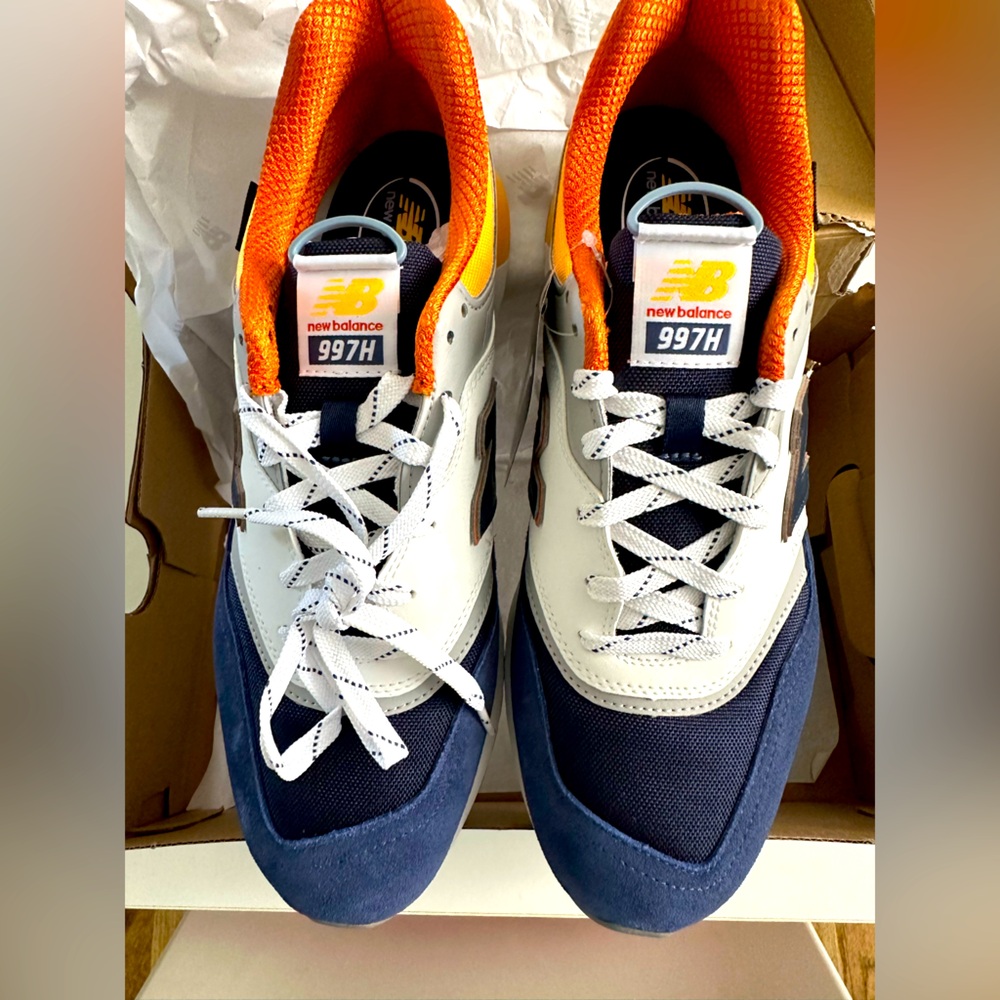 New Balance Sneaker